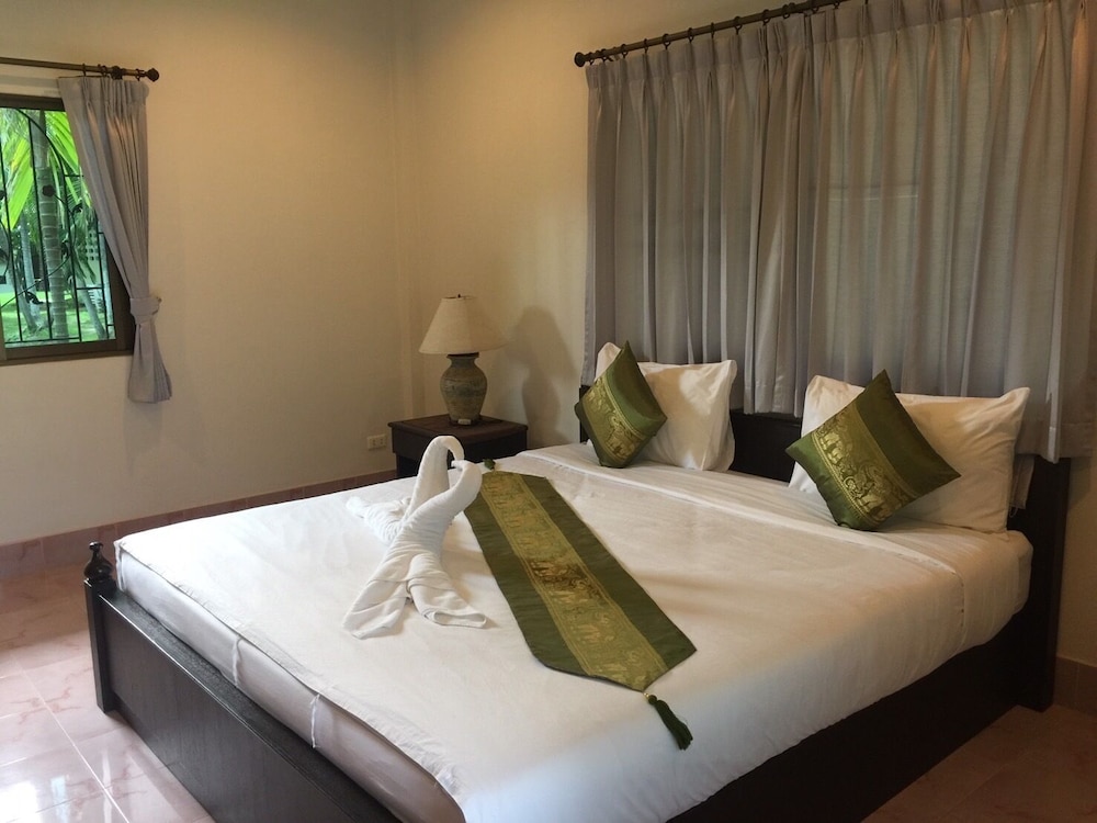 Naya Bungalow 36/65