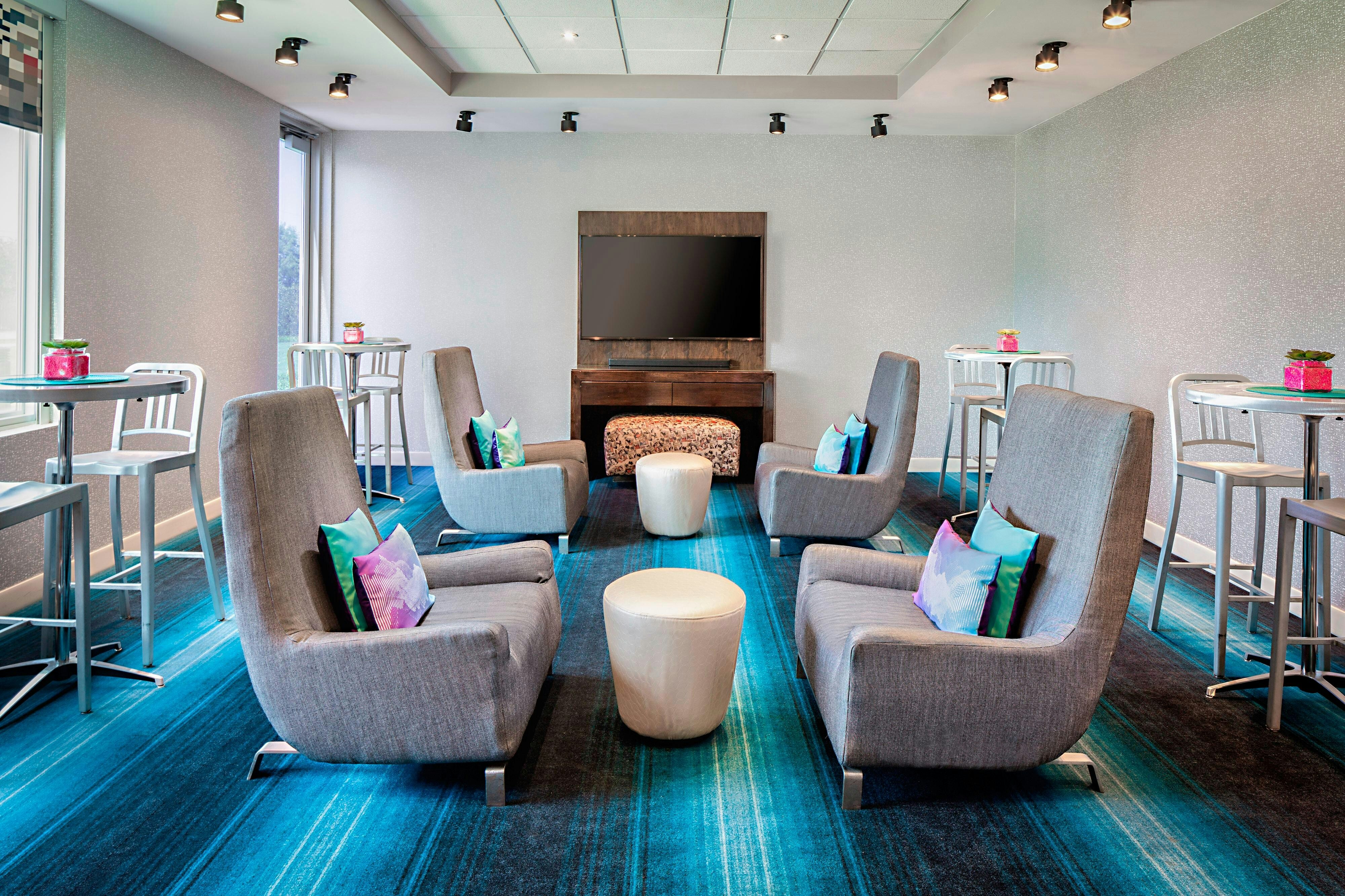 Aloft Plano 19/33