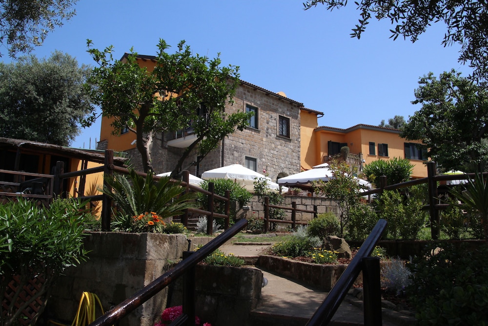 Casale Antonietta 63/72