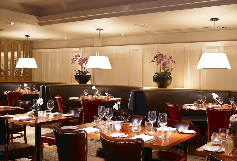 De Vere Cranage Estate 18/44