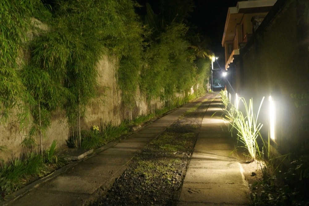 Puri Pandan Restaurant Bungalows 54/62