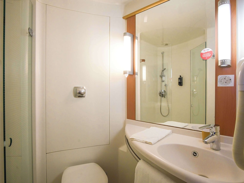 Ibis Toulouse Blagnac Aeroport 47/50