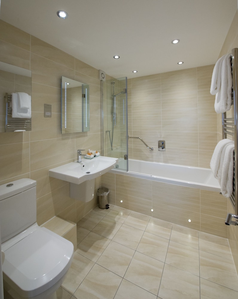 Carlyon Bay Hotel 63/64