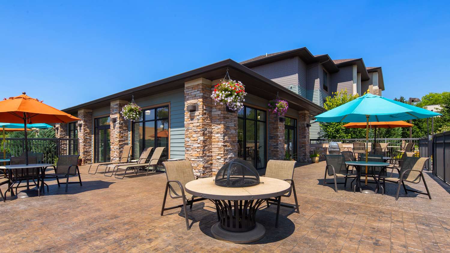 Best Western Plus Dayton Hotel & Suites 6/43