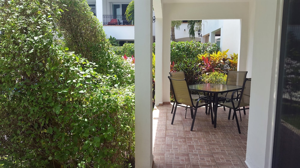 Gaviotas II Condo Hotel 30/39