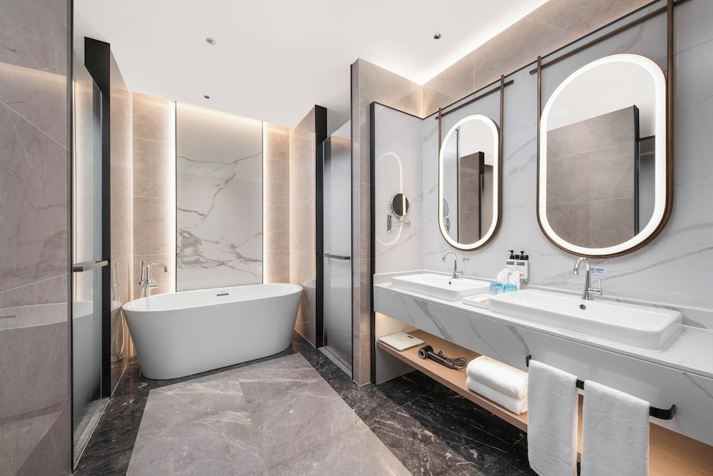 Holiday Inn Express Wuxi Xishan 40/42