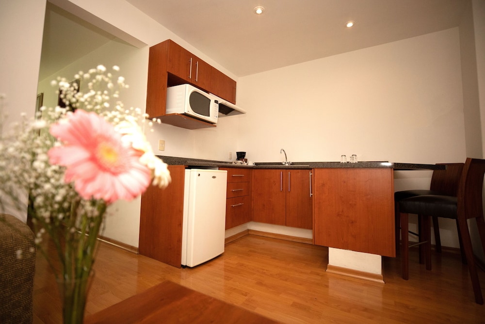 Residence Lheritage Aristoteles 225 By Bluebay 5/52