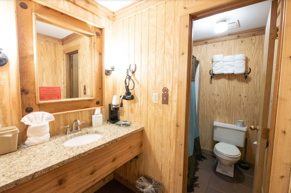 Big Texan Motel 46/50
