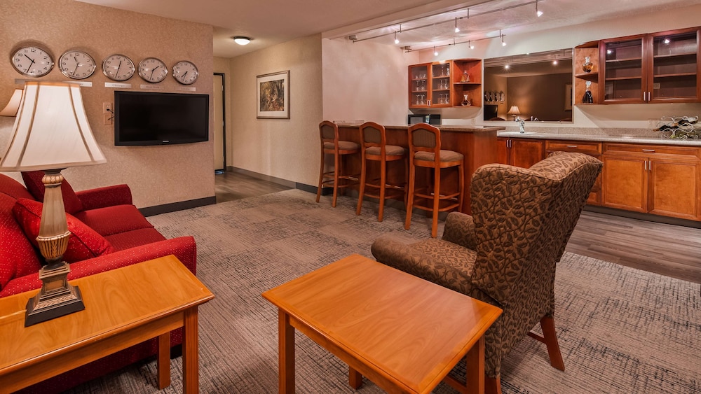 Best Western Plus Rivershore Hotel 22/28