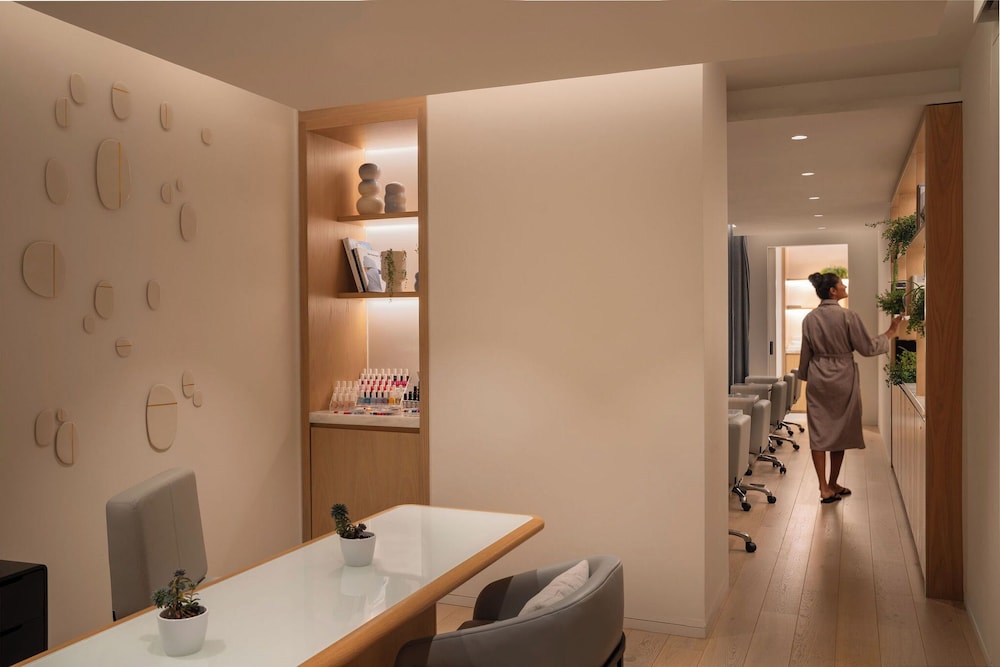 Park Hyatt Toronto 38/72