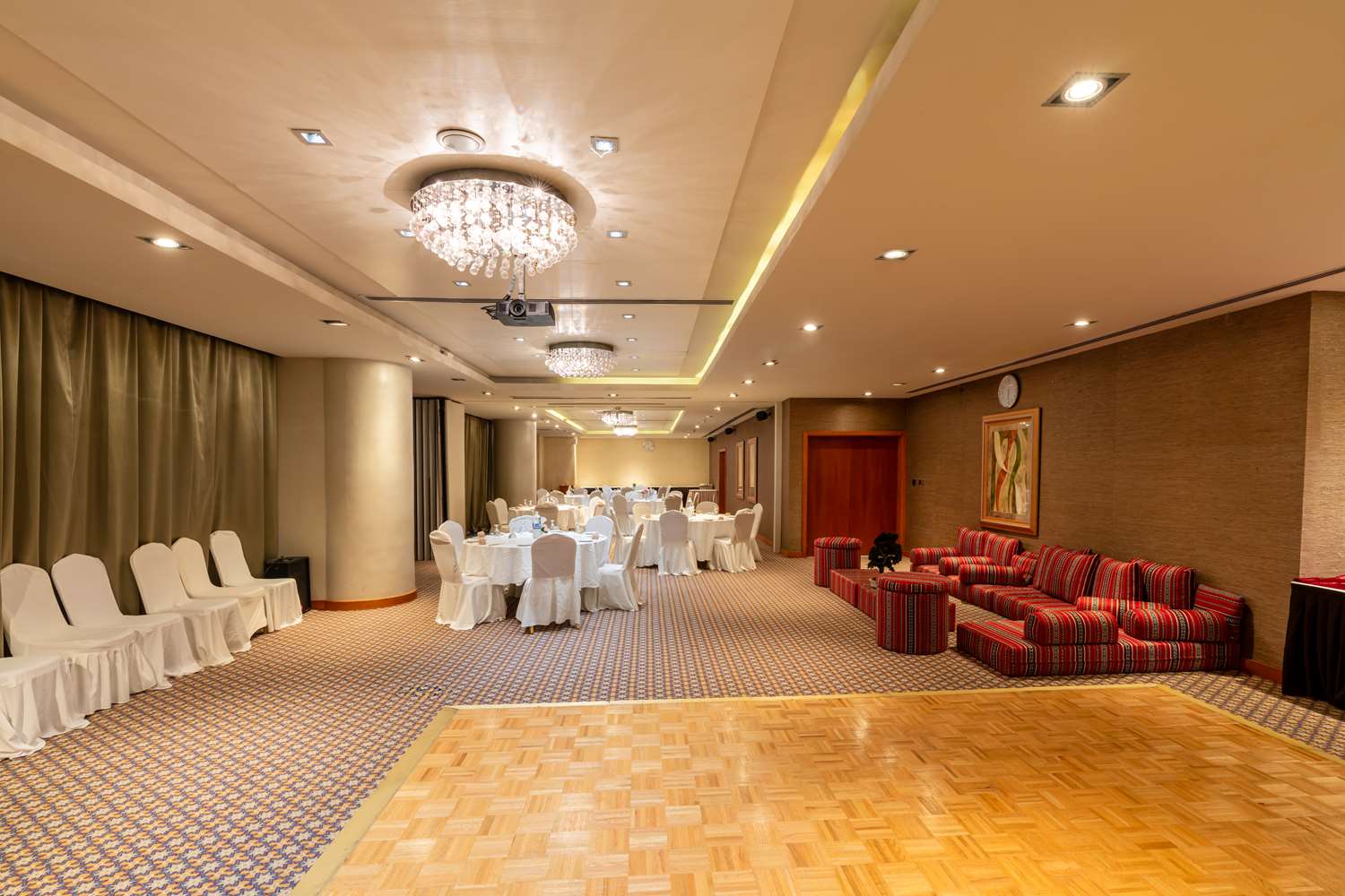 Montreal Barsha Hotel 8/13