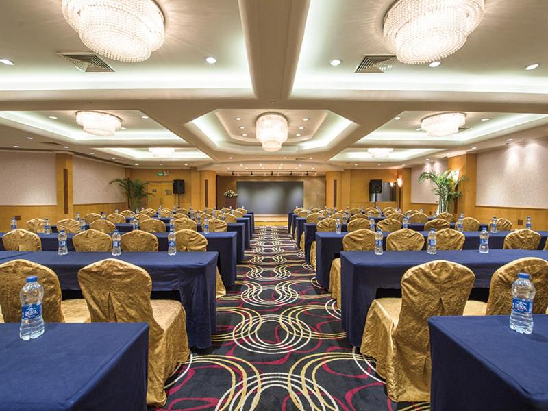 Park Inn by Radisson Shanghai Downtown 23/41
