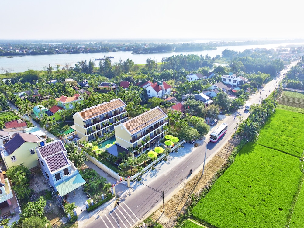 Hoi An Field Villa and Spa 67/74
