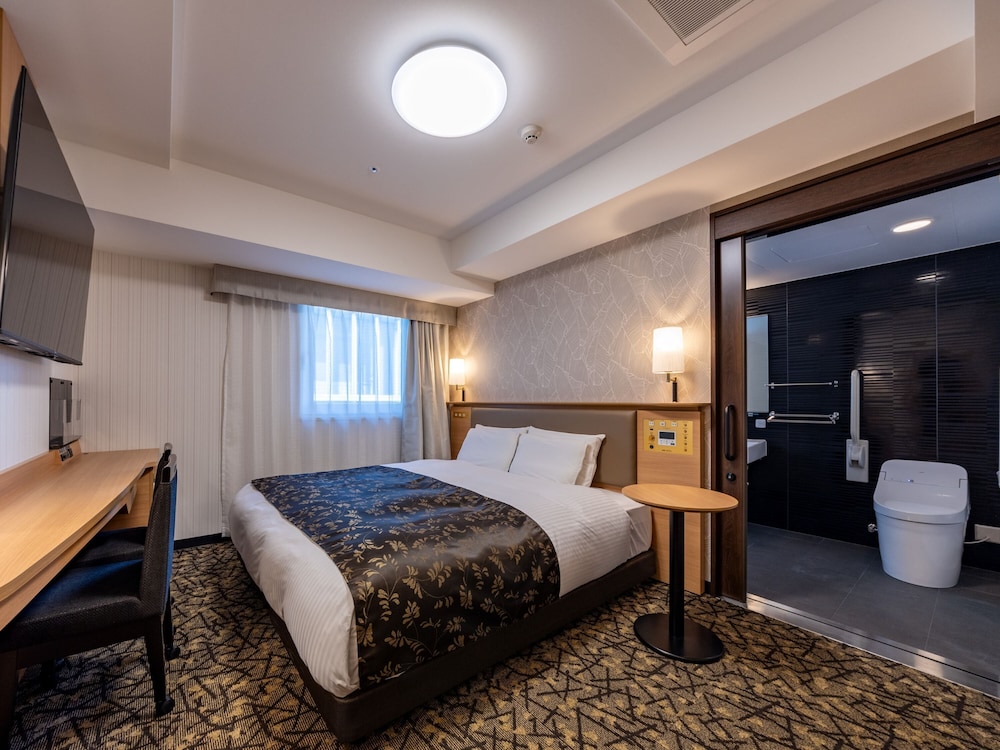 Superior, King Bed