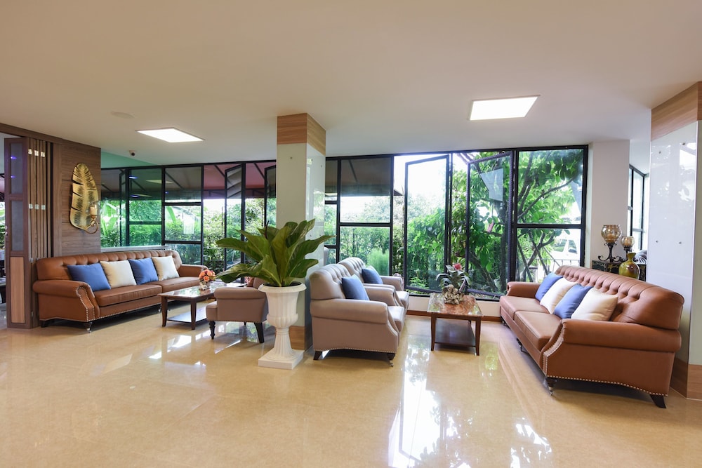 Wish Hotel Ubon 14/21