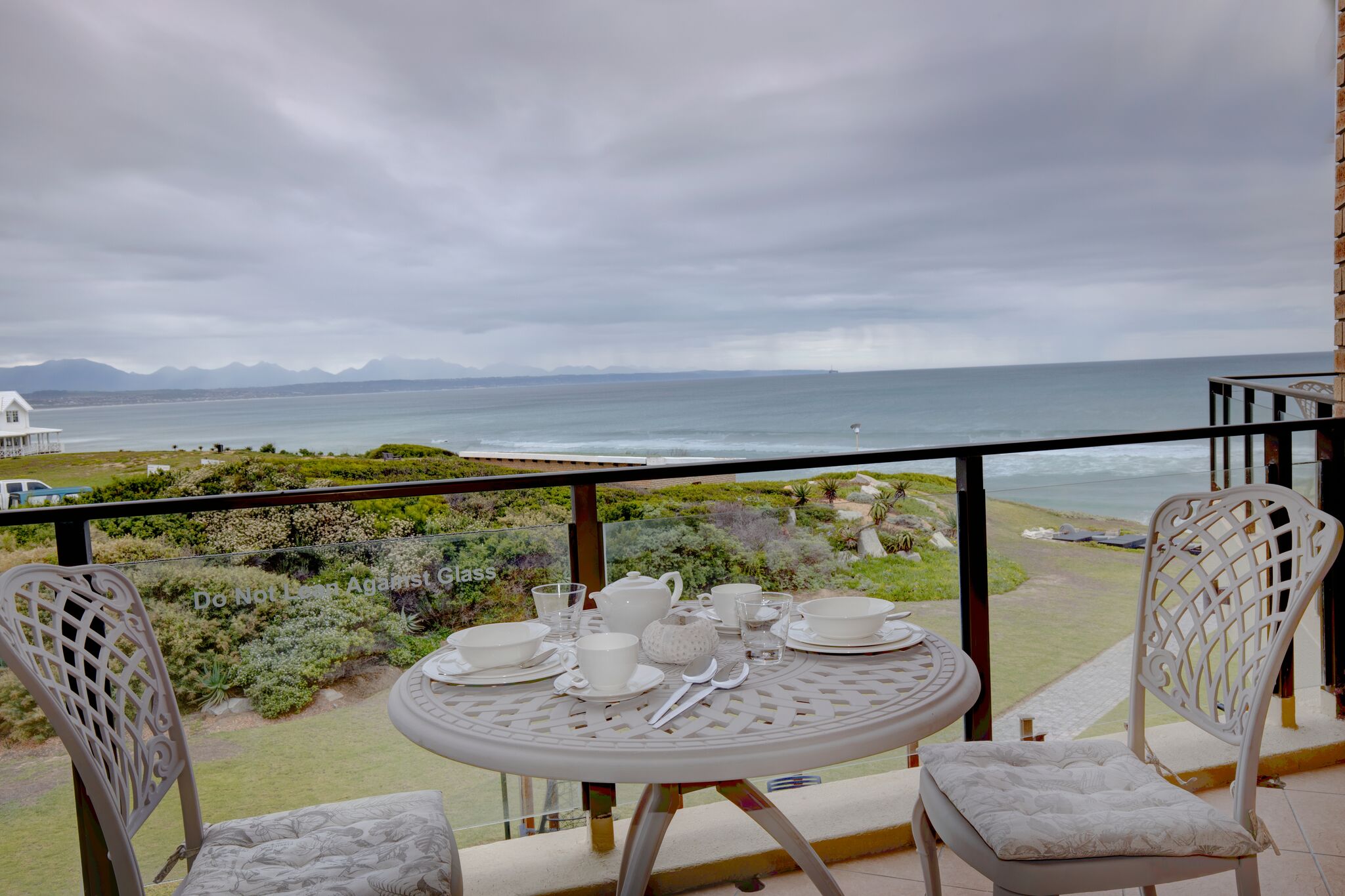 African Oceans Manor Guest House 37/50
