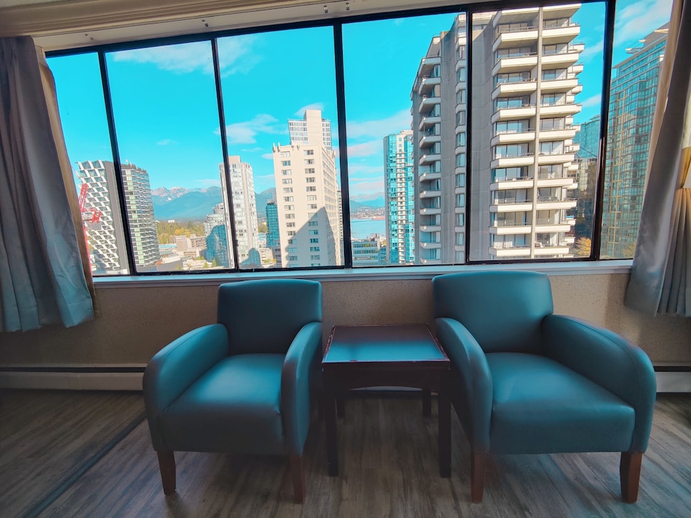 Divya Sutra Suites on Robson Downtown Vancouver 24/42