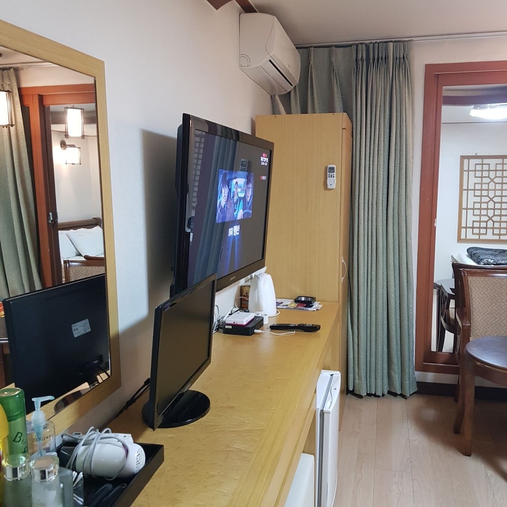 Arirang Hotel 37/50
