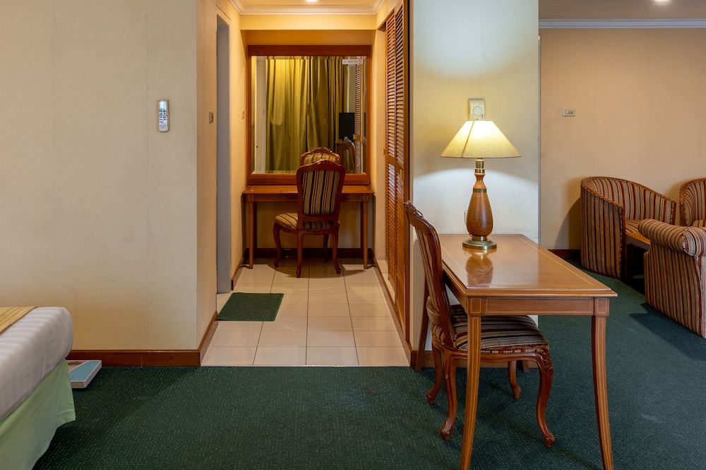Hotel Marcopolo Jakarta 52/83