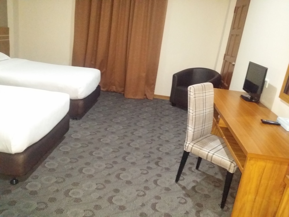 Standard, King Bed, the Building