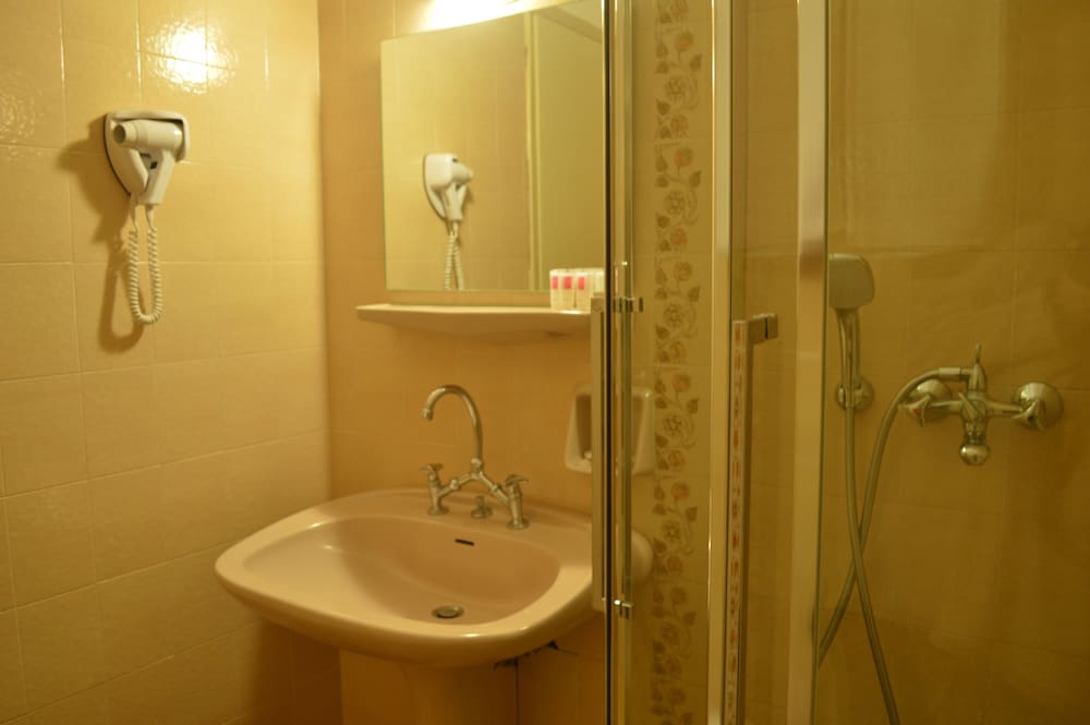 Hotel Alexakis 25/62