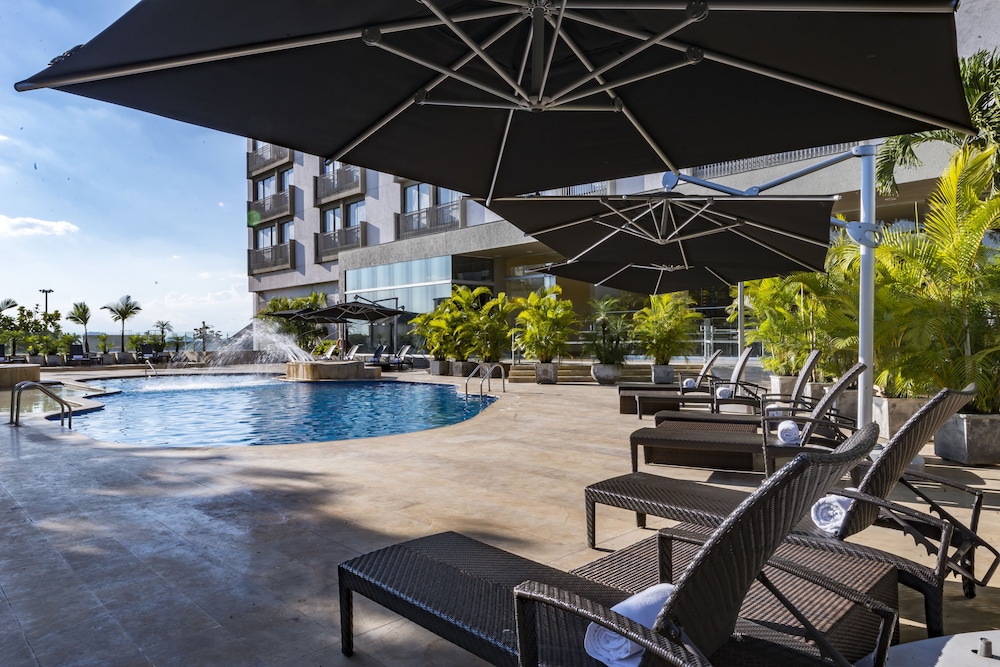 Movich Hotel de Pereira 33/34