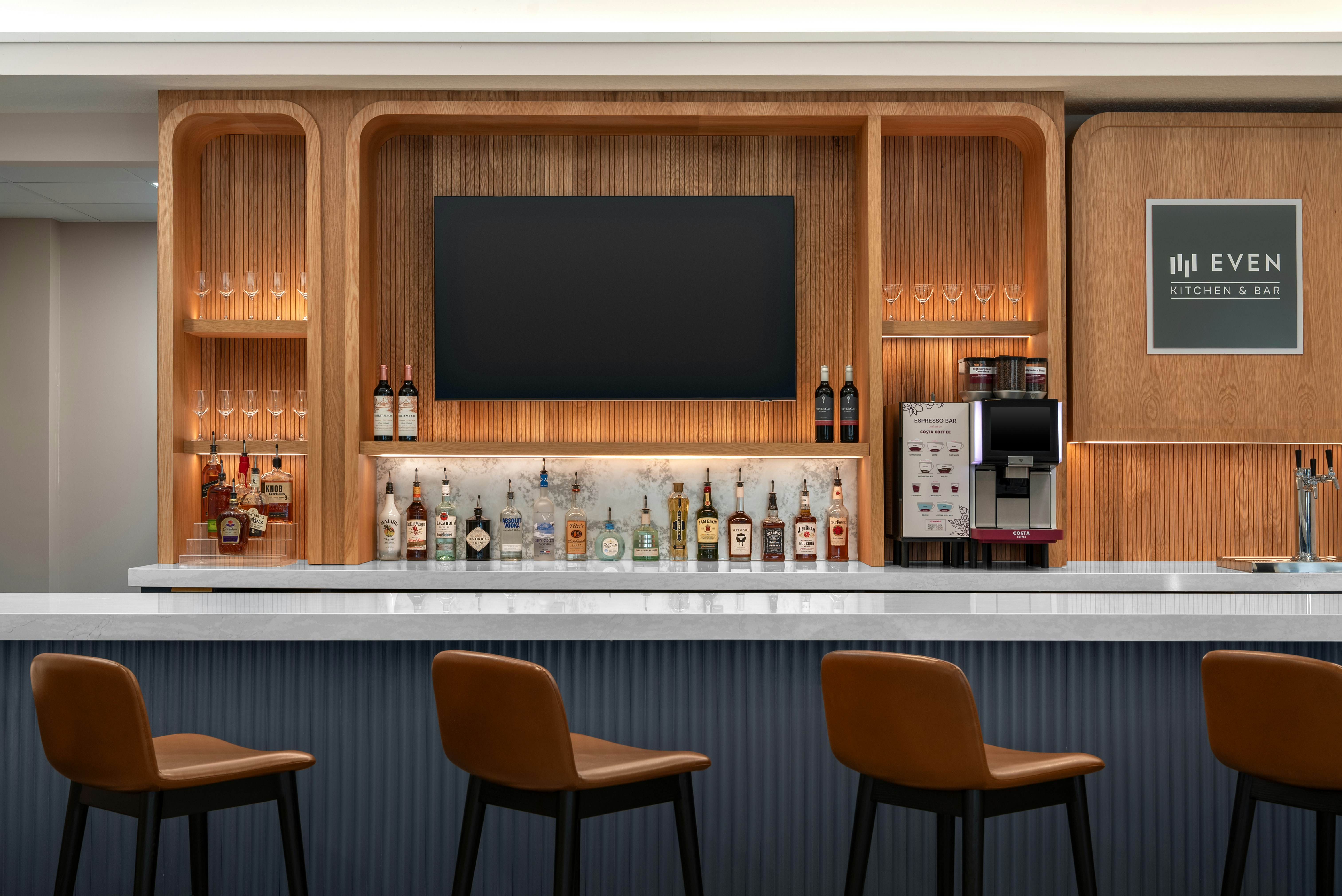 EVEN Hotel Orlando International Airport by IHG 30/50