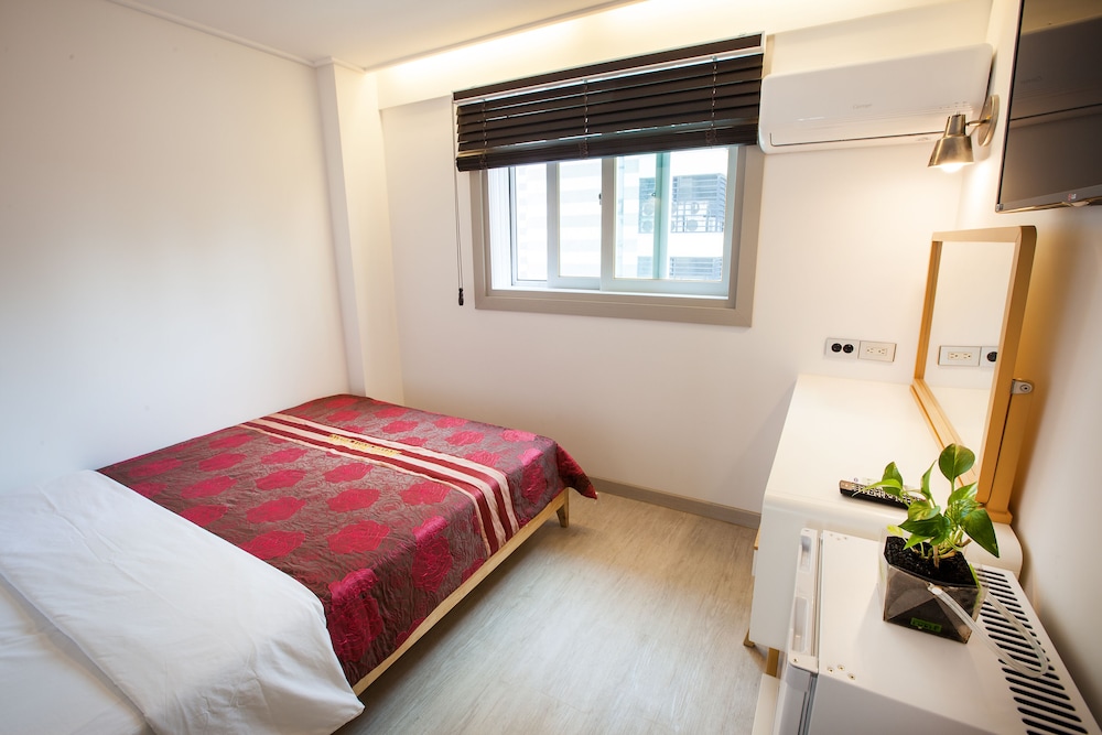 STANDARD, DOUBLE BED