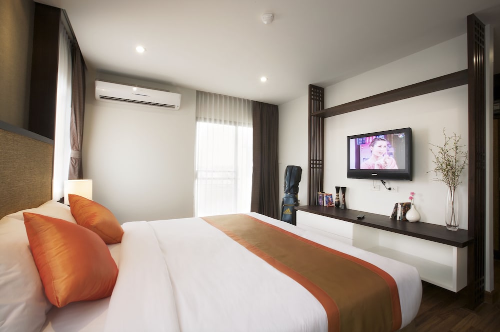 The Grand Napat 7/61