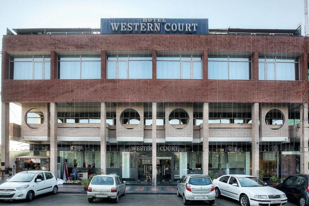 Hotel Western Court Panchkula 5/50