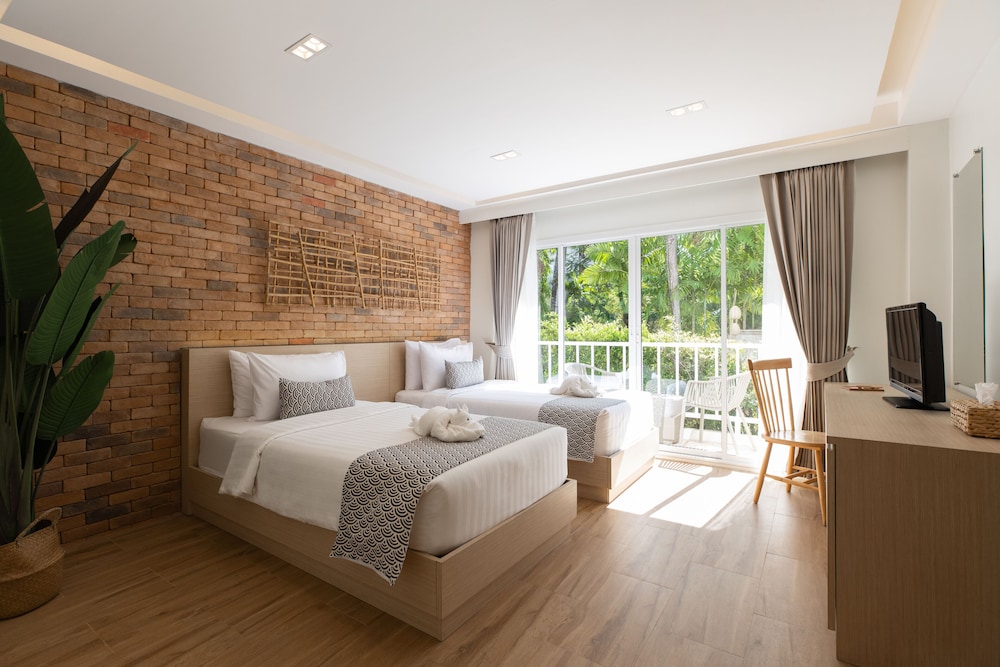 THAI, TROPICAL, TWIN BEDS
