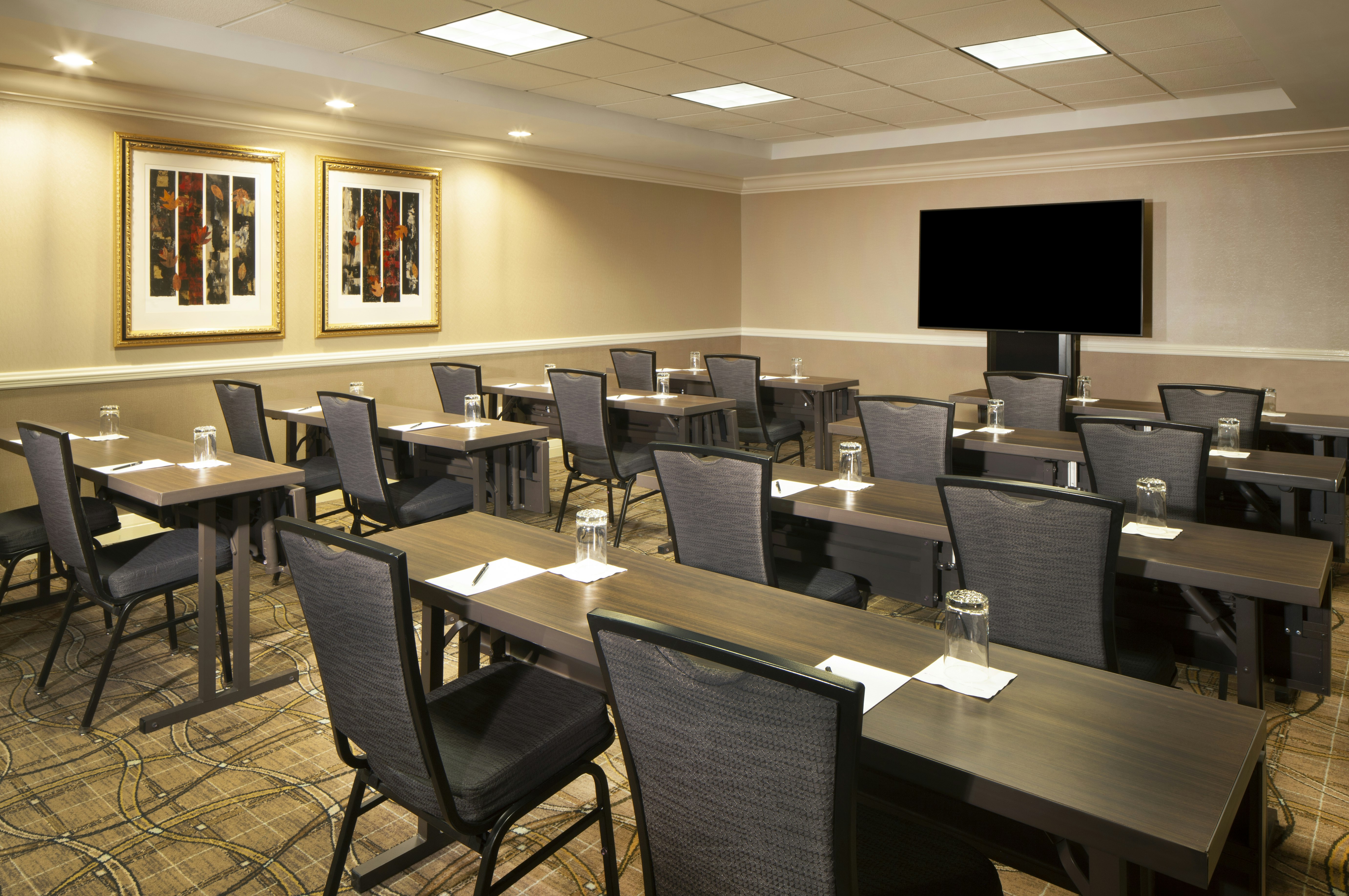 Hilton Alexandria Old Town 56/74