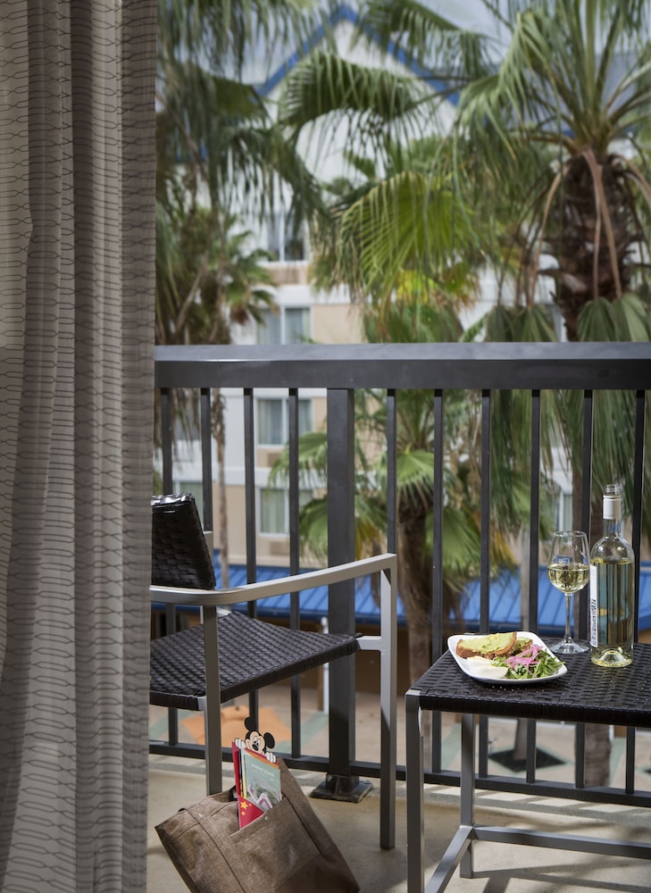 SpringHill Suites by Marriott Orlando Lake Buena Vista in the Marriott Village in ORLANDO - FL