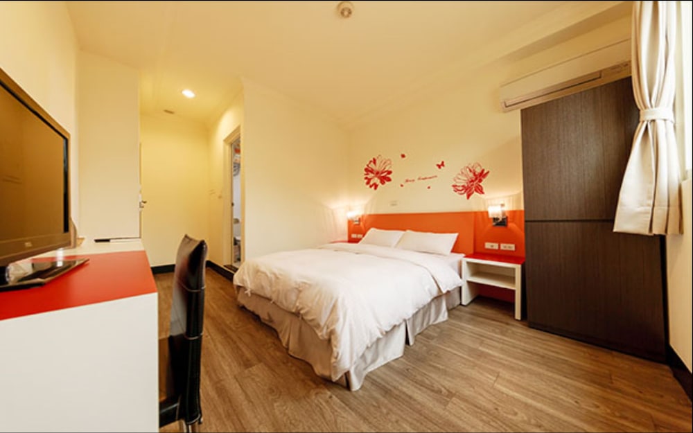 Backpackers Inn 11/18