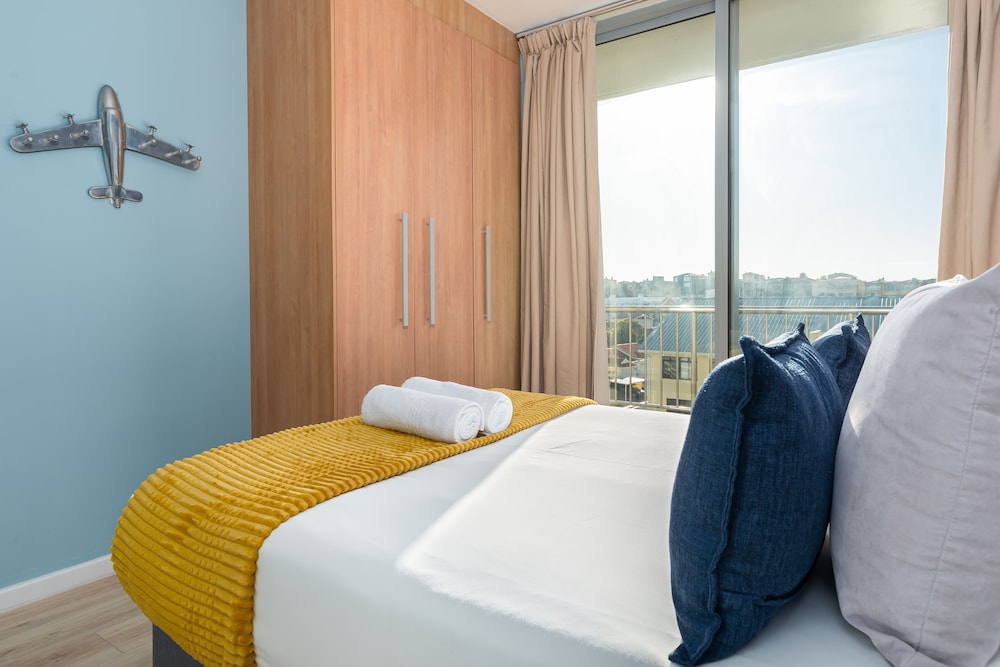 Infinity Self-Catering Apartments 17/50