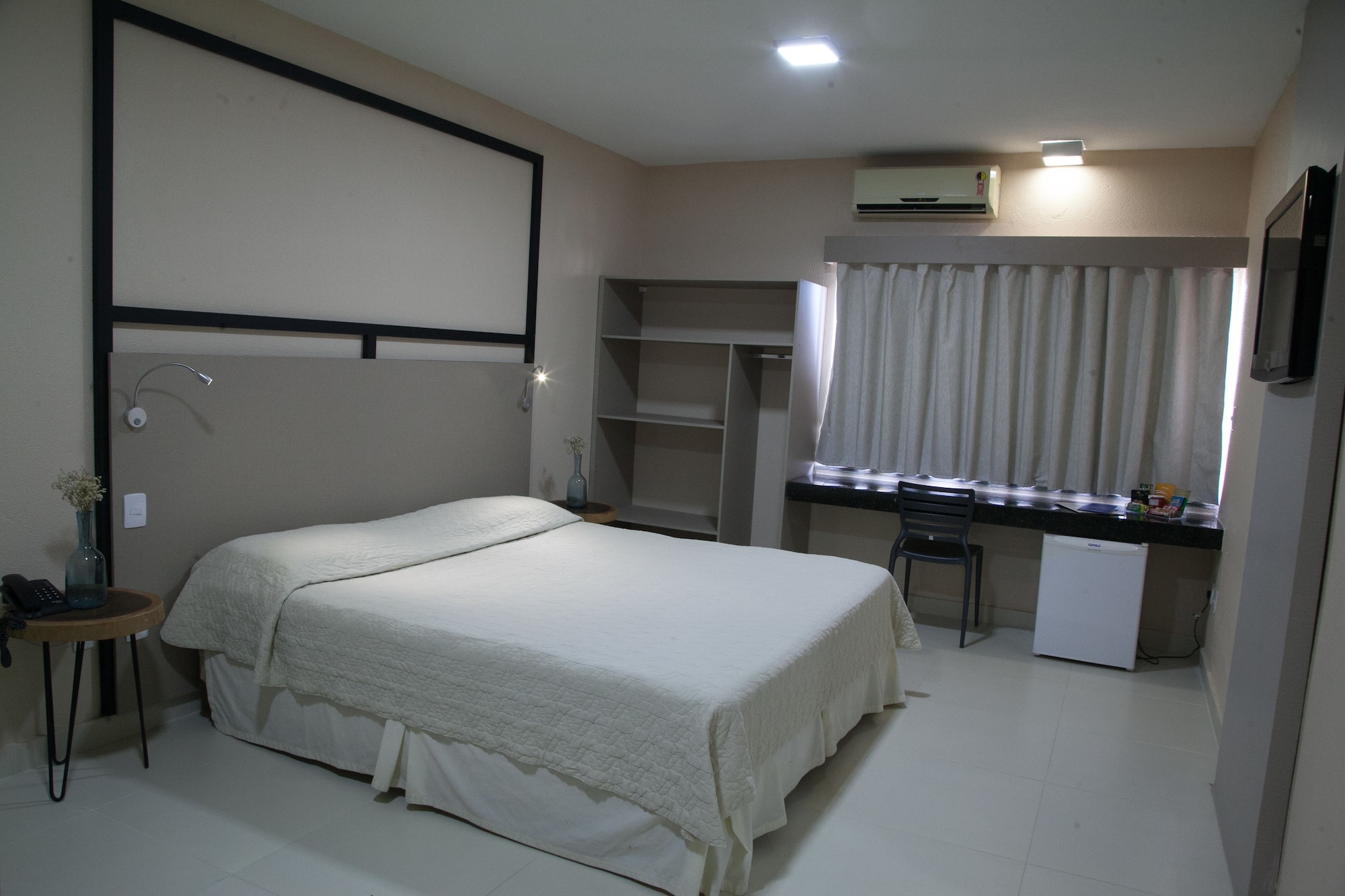 جناح بسرير مزدوج