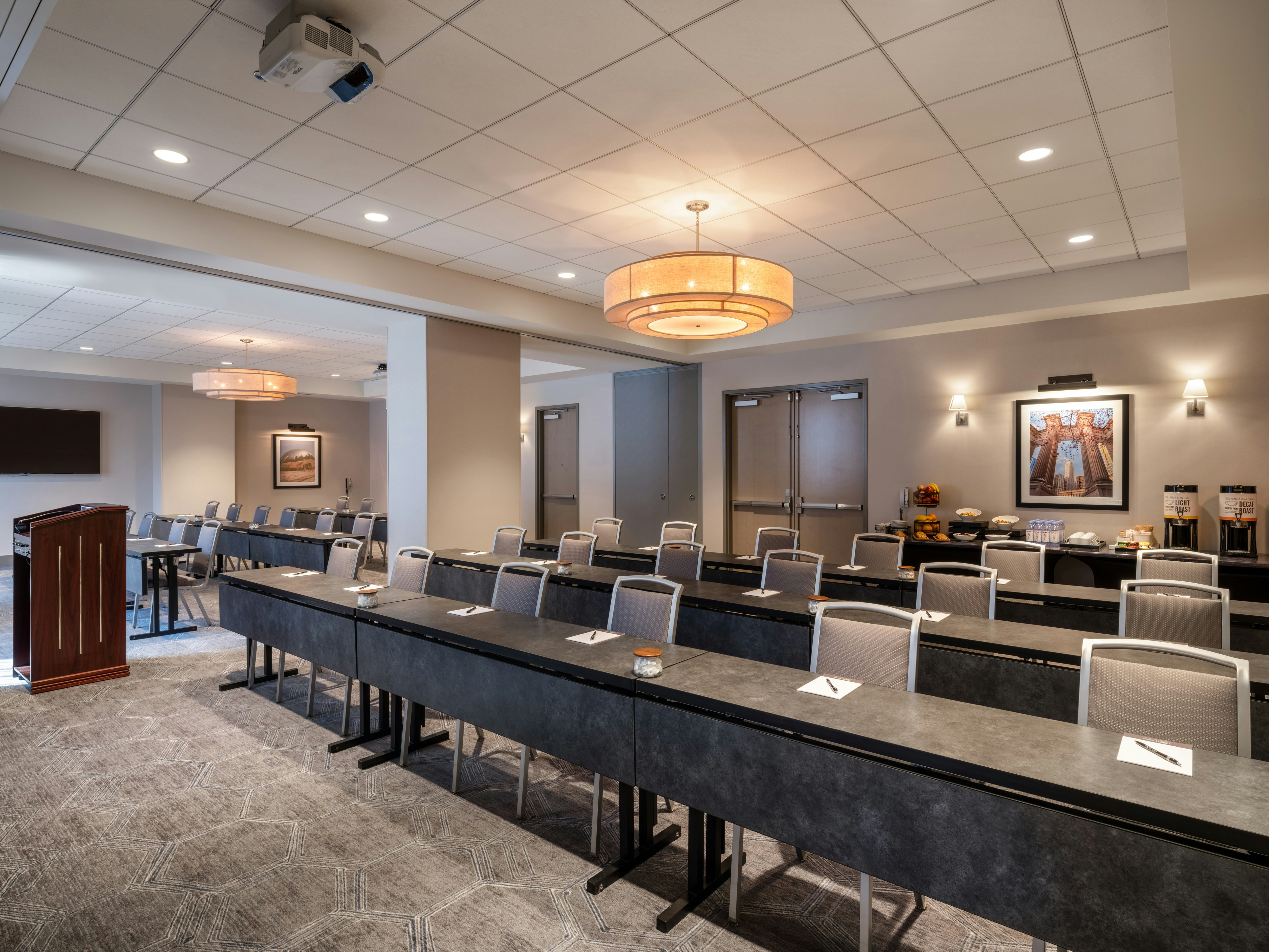 Homewood Suites by Hilton Chicago West Loop Fulton Market Area 41/48