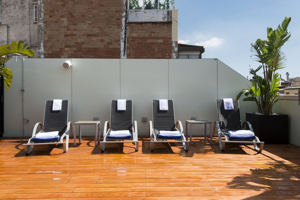 Ako Suite Hotel 18/37
