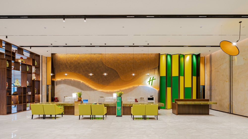 Holiday Inn One Thousand Island Lake 5/43