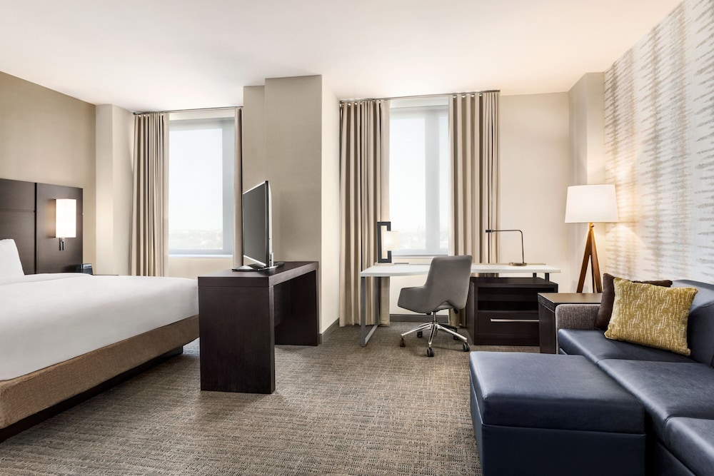 Residence Inn by Marriott New York JFK Airport 10/36
