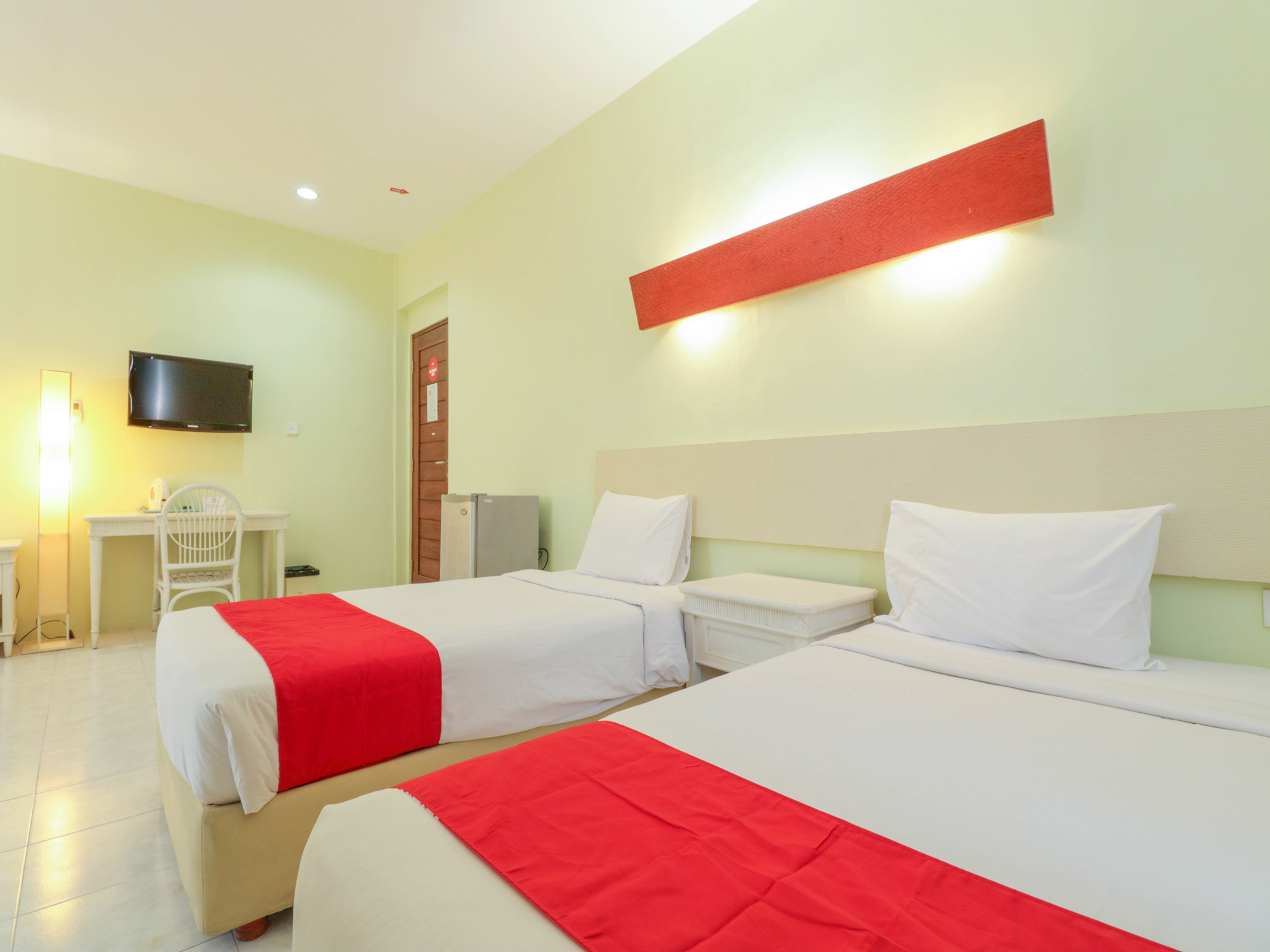 Oyo Flagship 2253 The Sunrise Sanur (Ex. Oyo 2253 The Sunrise Sanur) 20/56