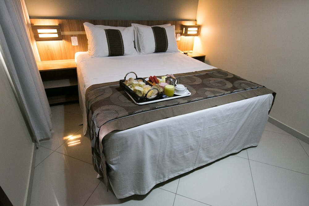 PAIAGUAS PALACE HOTEL 23/67