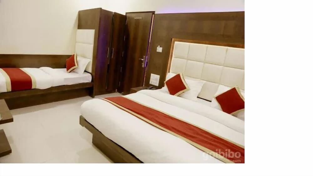 Hotel Pink City 15/43