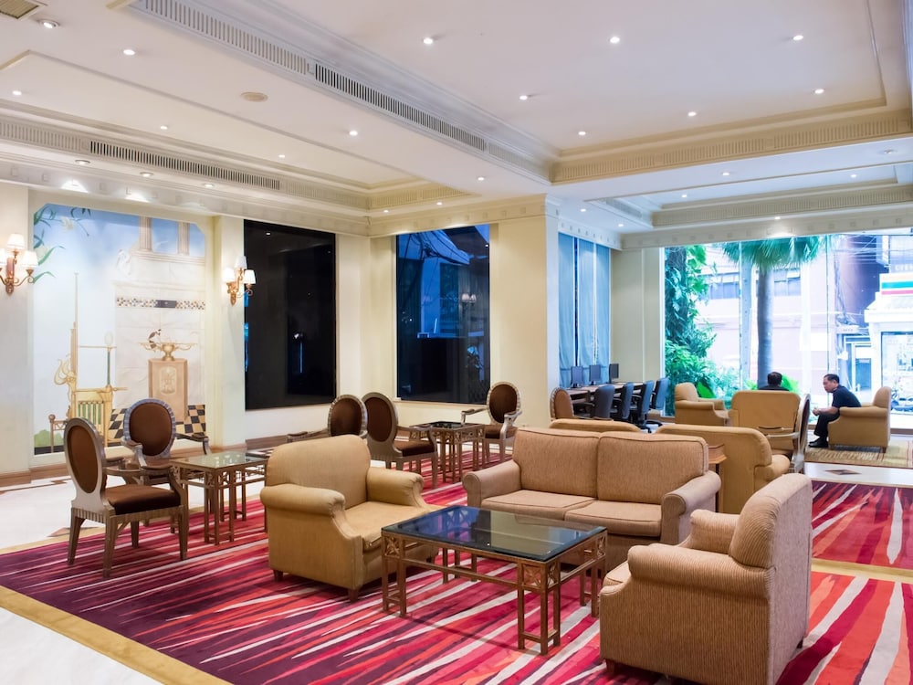 Palazzo Bangkok Hotel 36/55
