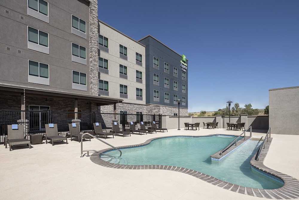 Holiday Inn Express And Suites Odessa I-20 3/37
