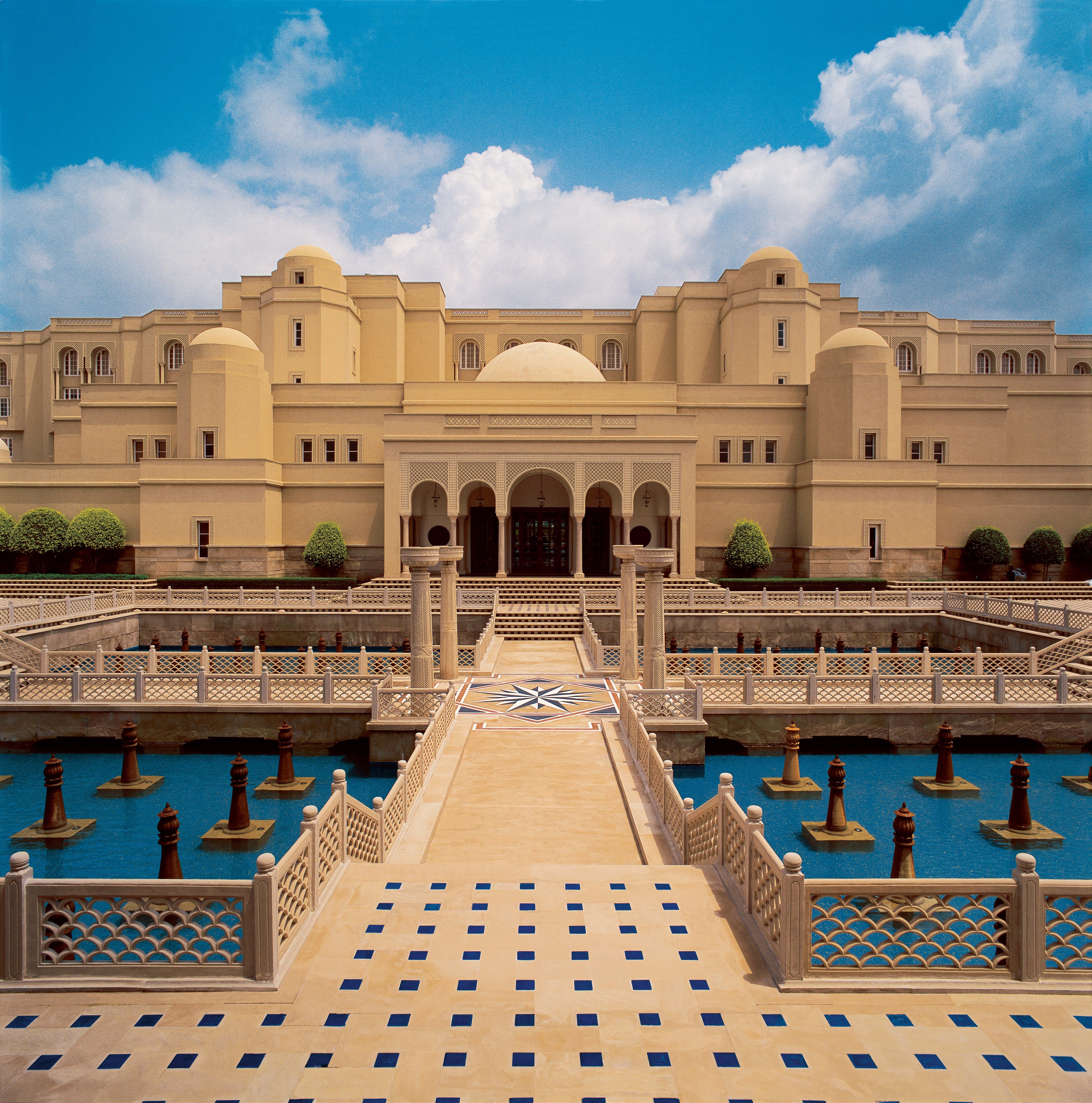 Oberoi Amarvilas 65/73