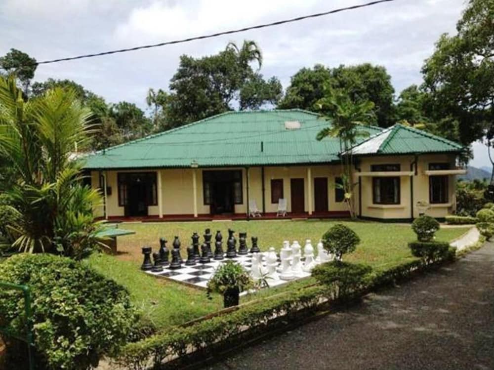 Ancoombra Tea Estate Bungalow 1/38