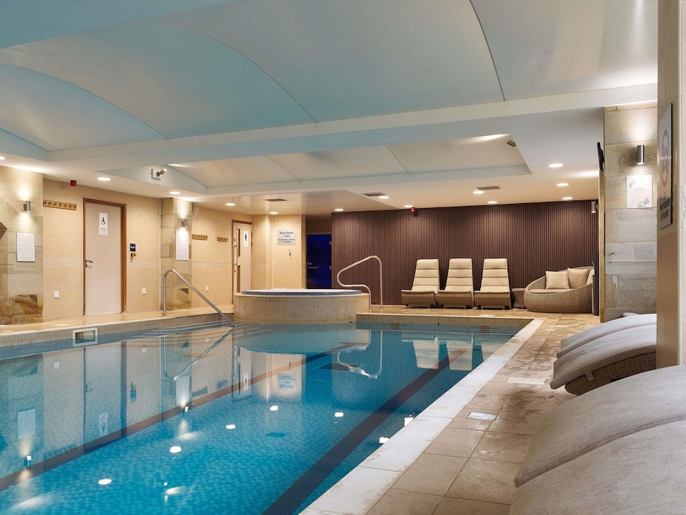 Mercure Barnsley Tankersley Manor Hotel 33/74