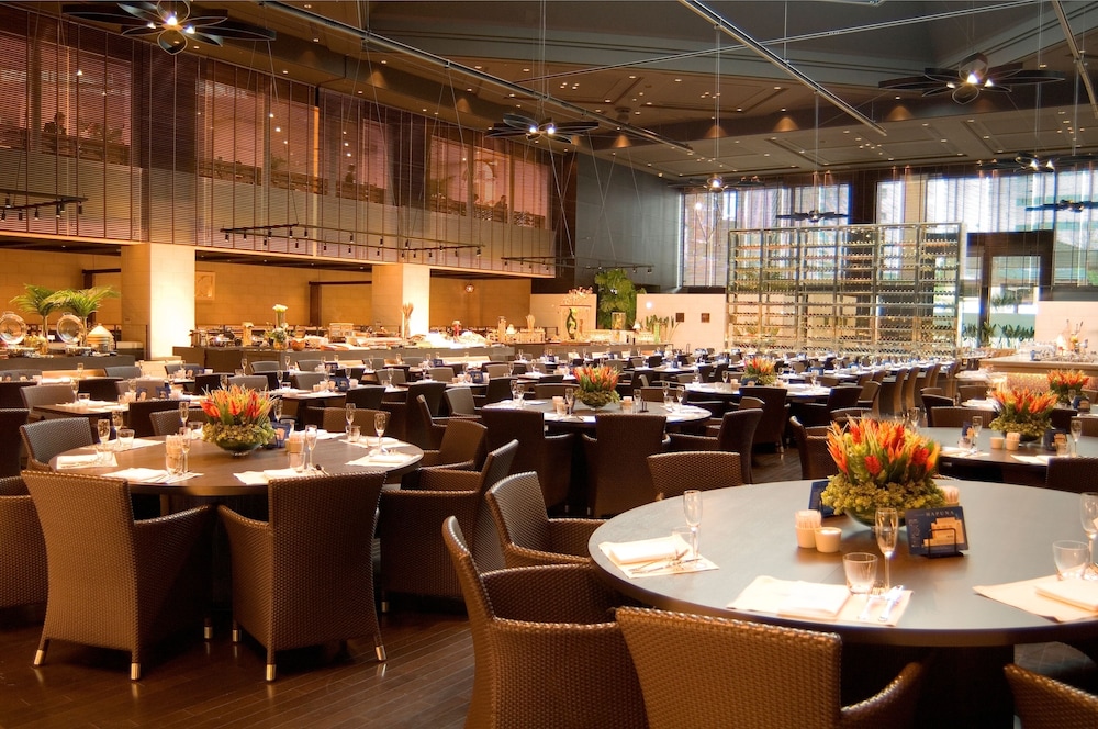 Shinagawa Prince Hotel East Tower 35/50