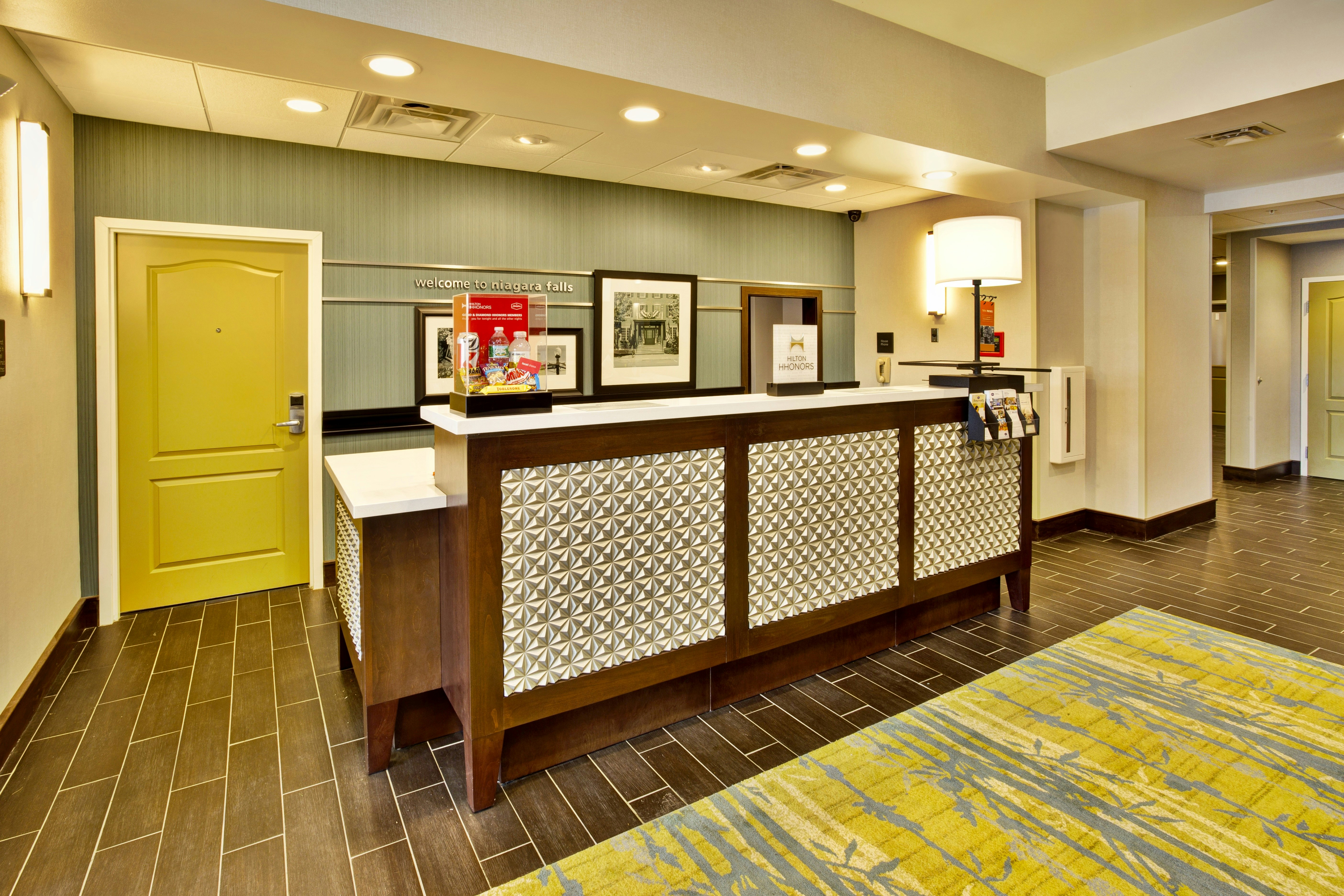 Hampton Inn Niagara Falls/Blvd 4/38